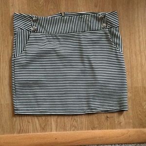 Striped mini skirt
